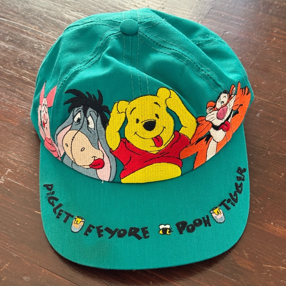 VINTAGE Piglet, Eeyore, Pooh, Tigger Disneyland Youth Hat
